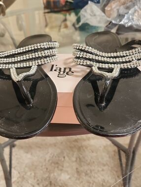 Qupid Black Rhinestone T-Strap Sandals